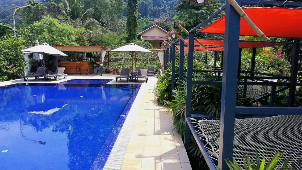 Q Bungalows Kep Bagian luar foto