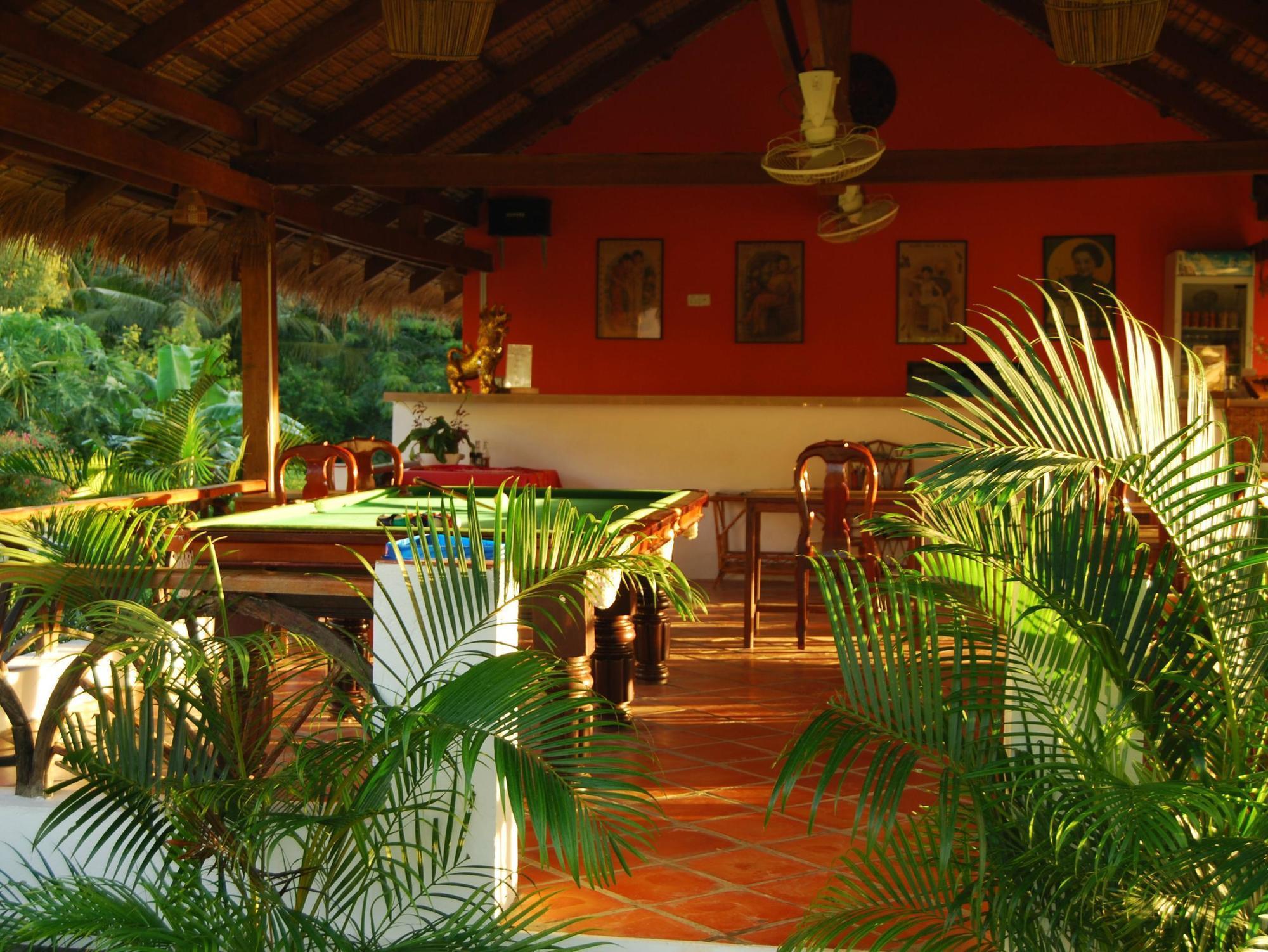 Q Bungalows Kep Bagian luar foto